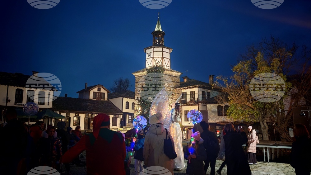 Трявна - елха - светлини