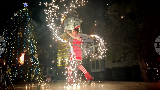 Трявна - елха - светлини