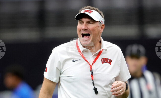 Boise UNLV Feature Football