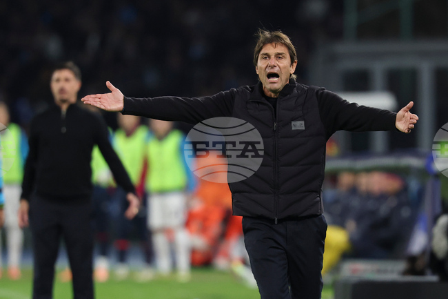 Конте: "Играчите ми заслужават комплименти"