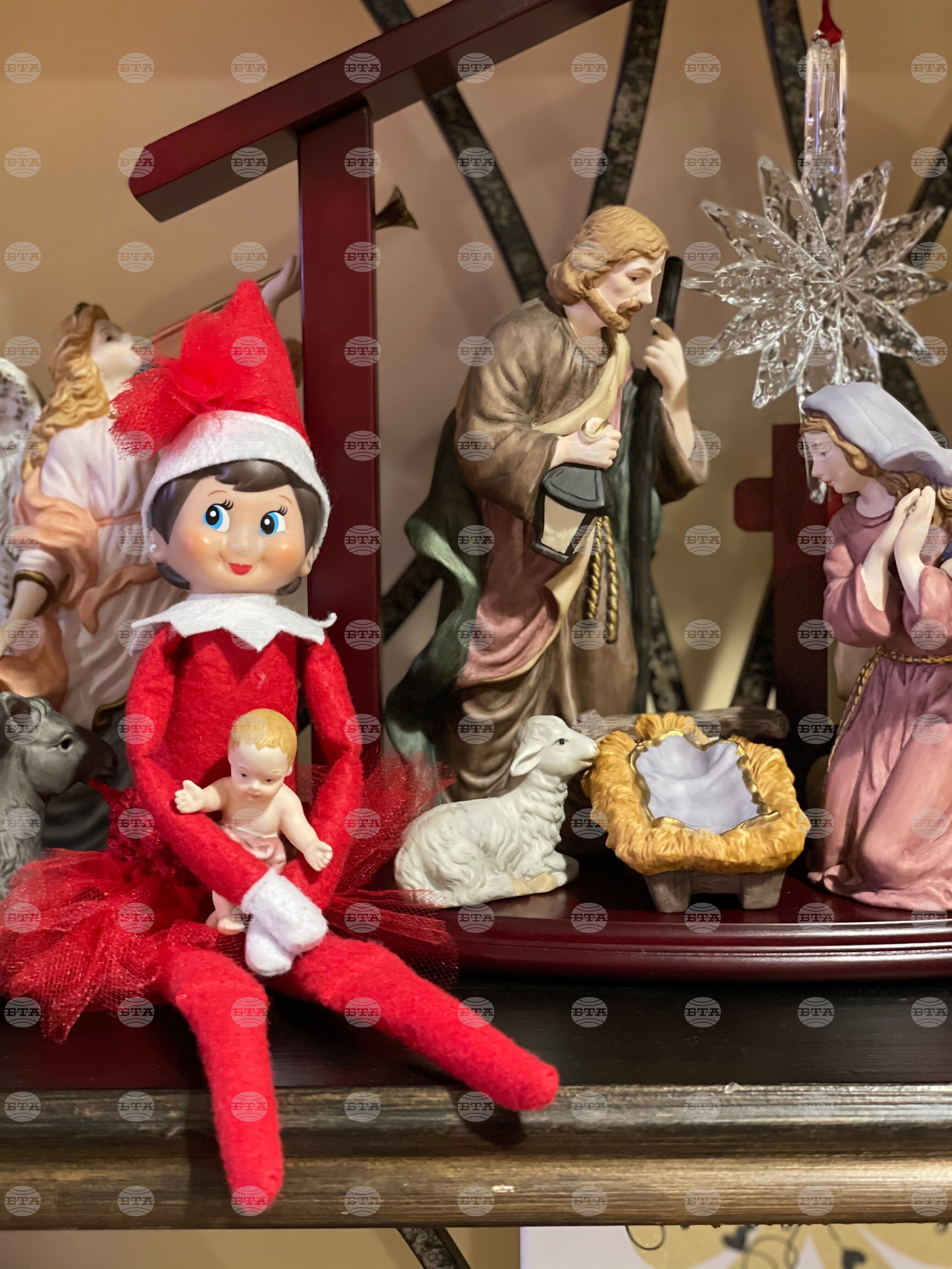 Elf on the Shelf-Anniversary