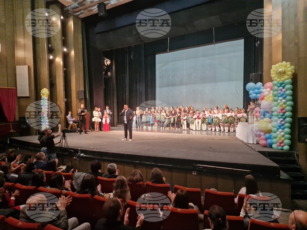 Общо 6200 книжки за детските градини във Велико Търново събраха 3264 дарители в едномесечна кампания