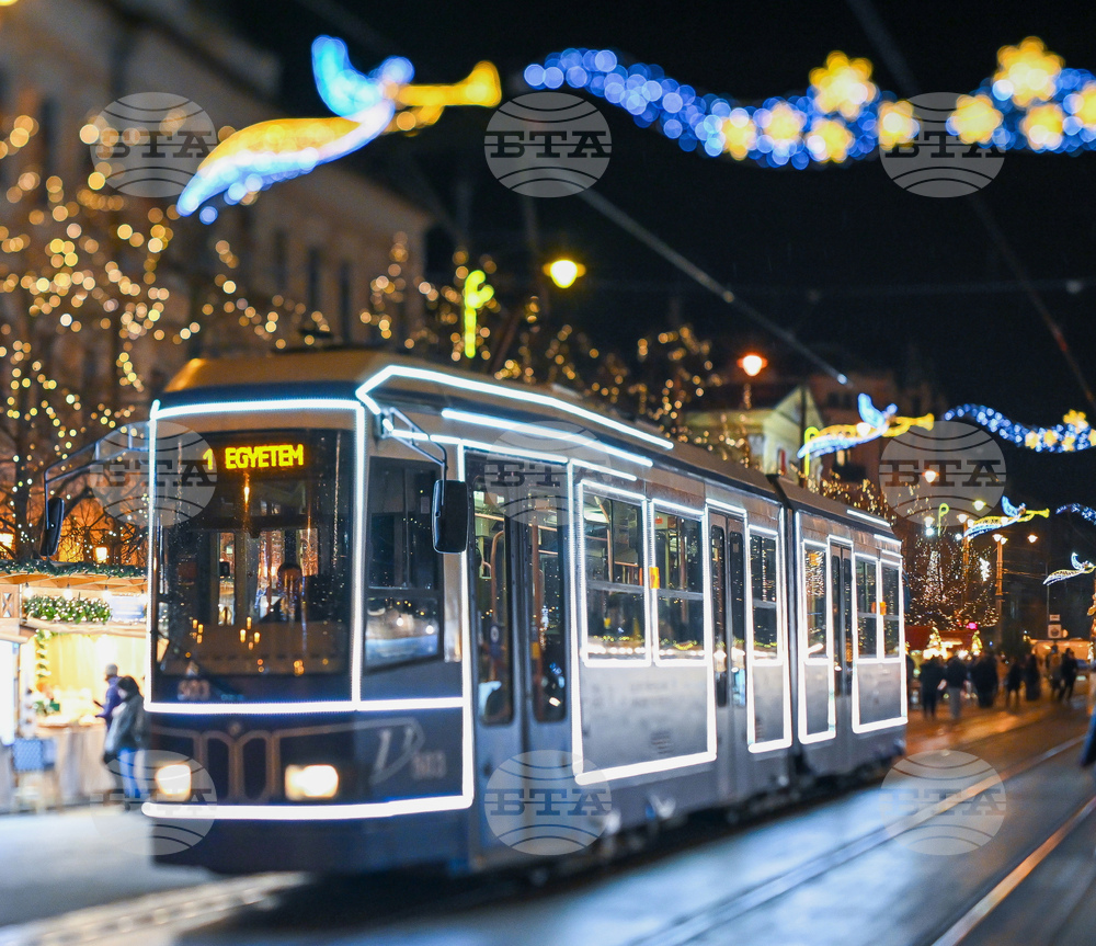 Hungary Advent Holiday Lighting
