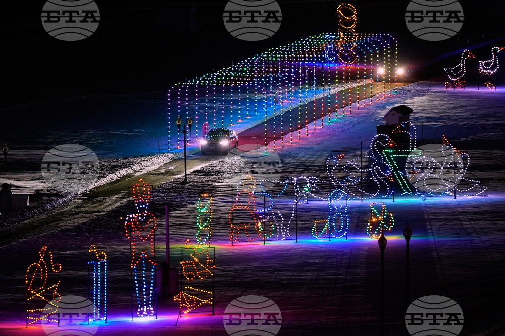 New Hampshire Daily Life Holiday Lights