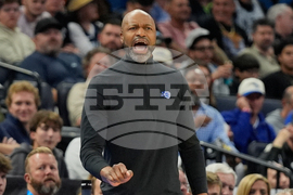 Spurs Magic Basketball