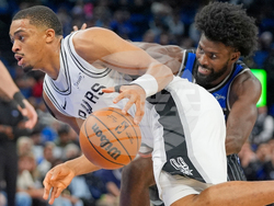 Spurs Magic Basketball