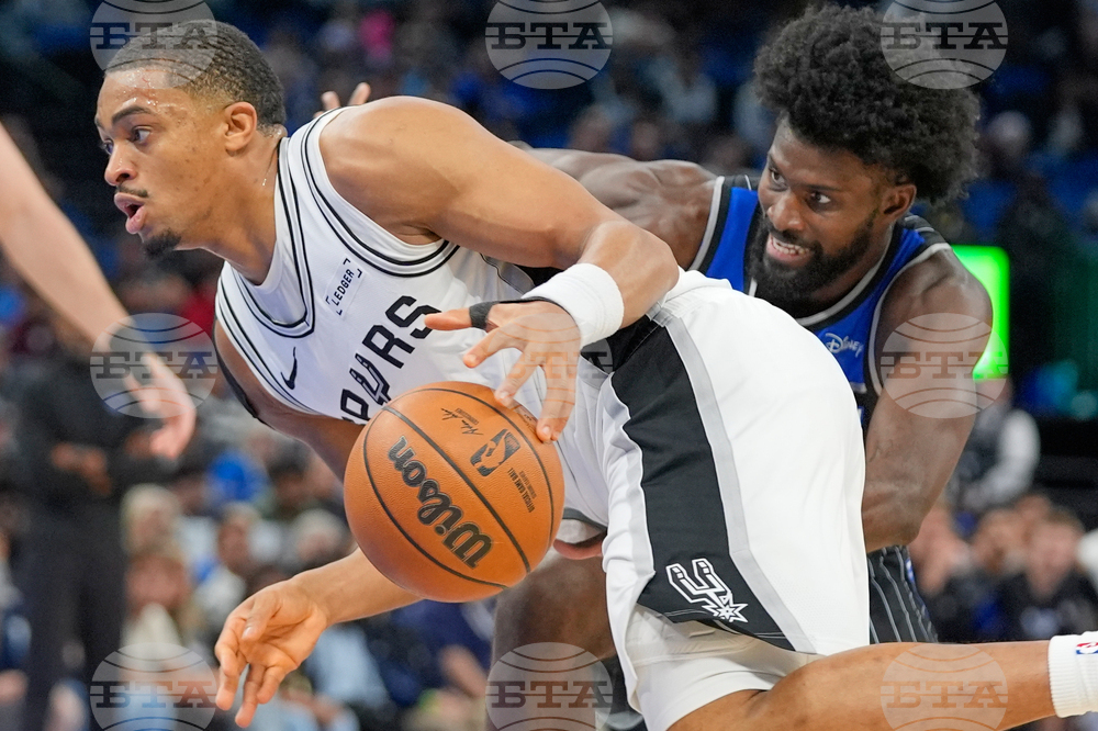 Spurs Magic Basketball