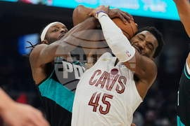 APTOPIX Trail Blazers Cavaliers Basketball