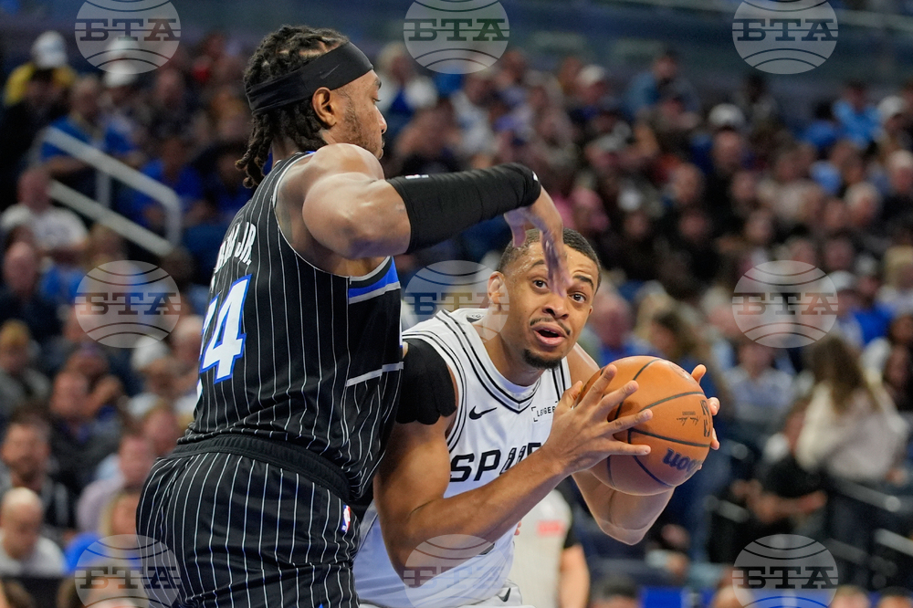 Spurs Magic Basketball