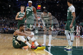 Pistons Bucks Basketball