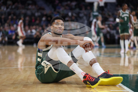 Pistons Bucks Basketball