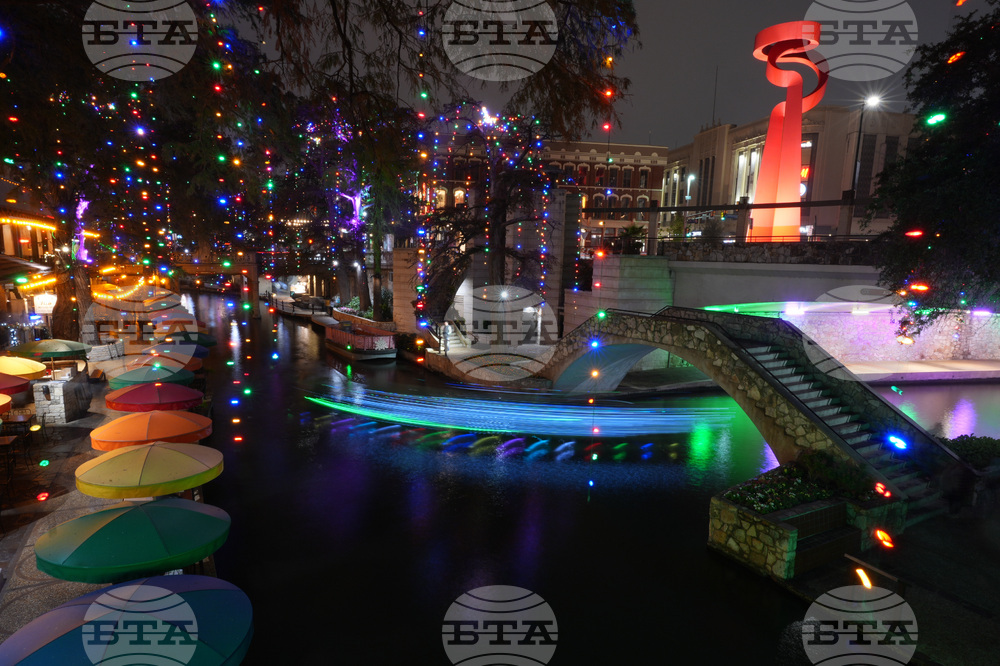 Texas Daily Life Holiday Lights