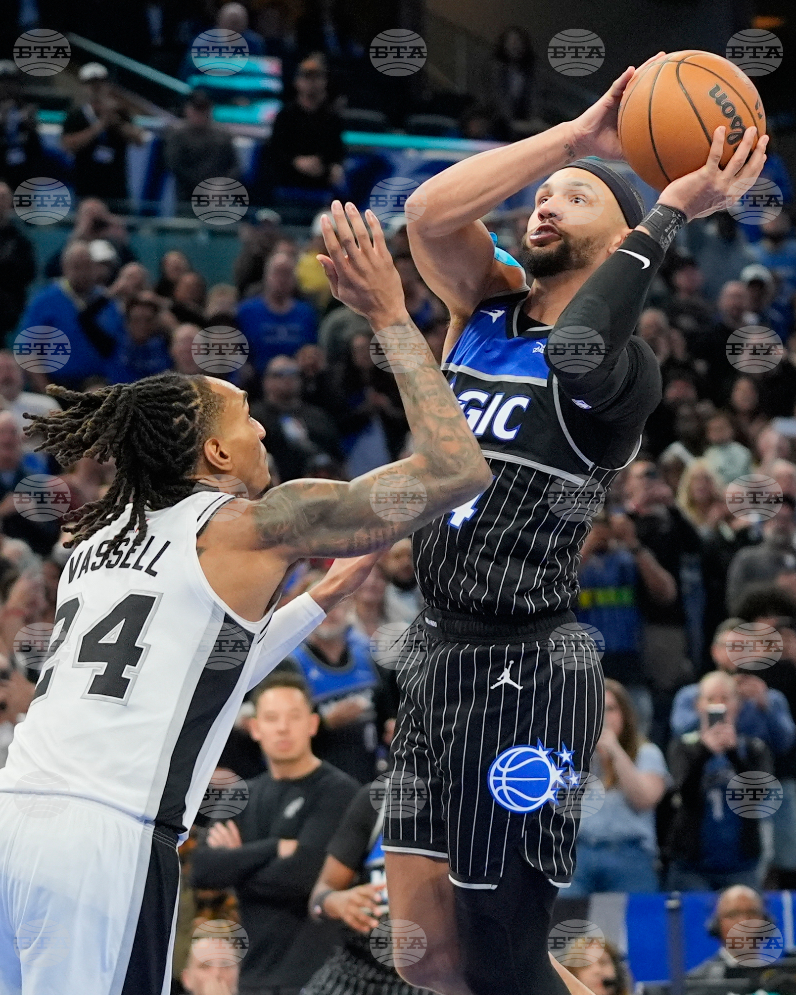 Spurs Magic Basketball