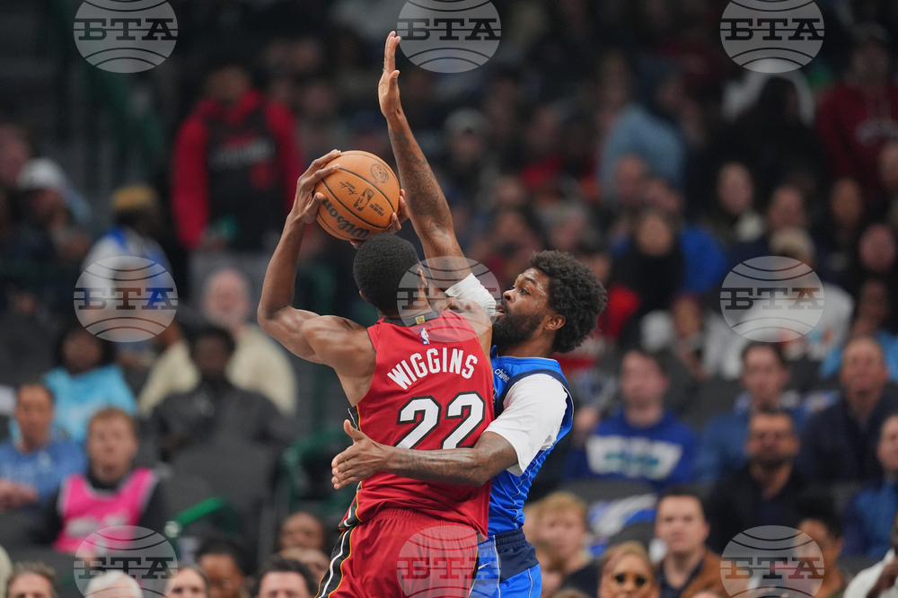 Heat Mavericks Basketball