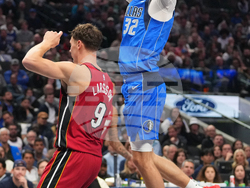 Heat Mavericks Basketball