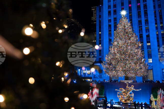 APTOPIX Rockefeller Center Christmas Tree