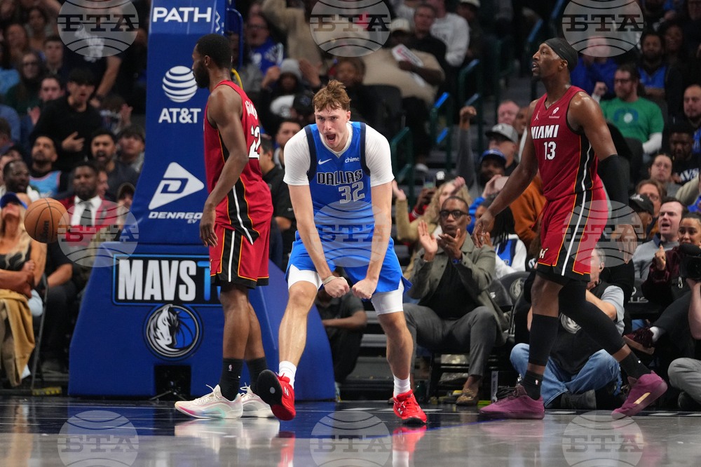 Heat Mavericks Basketball