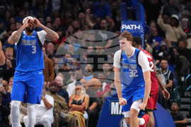 Heat Mavericks Basketball