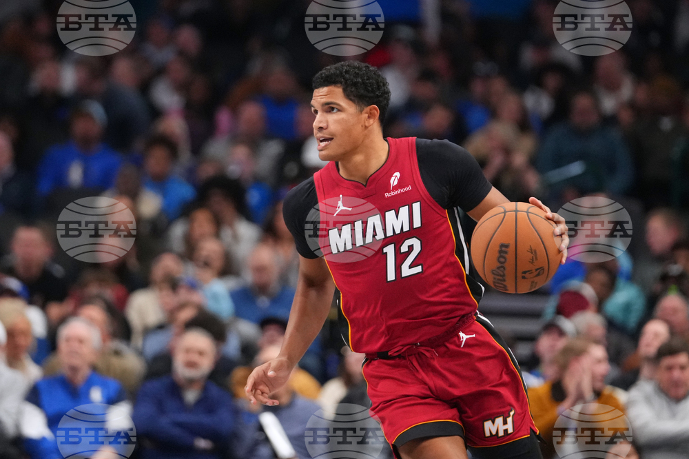 Heat Mavericks Basketball