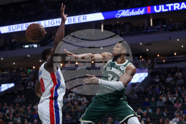 Pistons Bucks Basketball