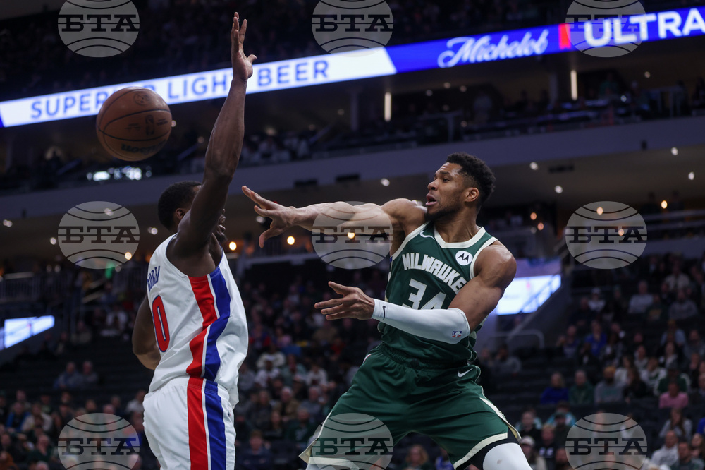 Pistons Bucks Basketball