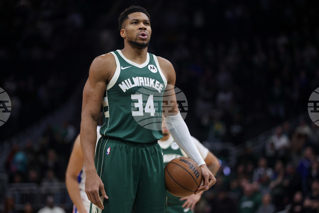 Янис Адетокунбо и Милуоки Бъкс обсъждат бъдещето на играча