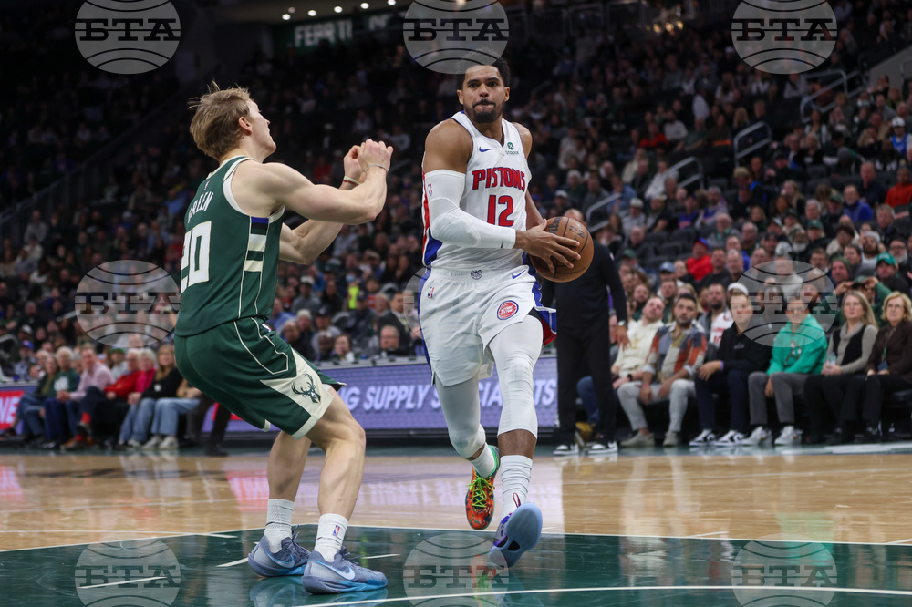 Pistons Bucks Basketball