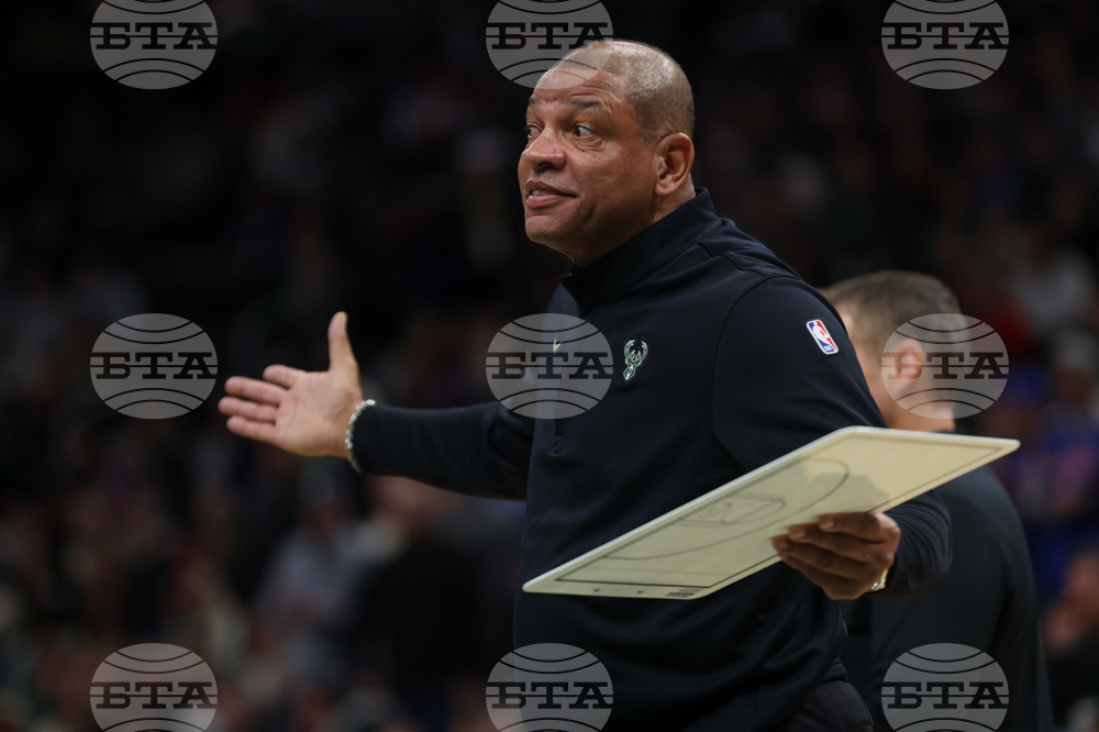 Pistons Bucks Basketball