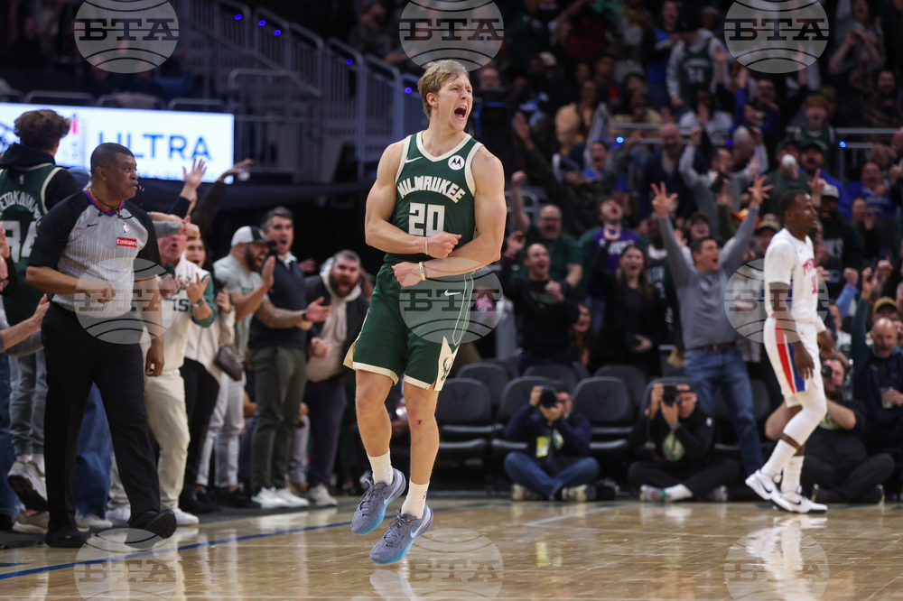 Pistons Bucks Basketball