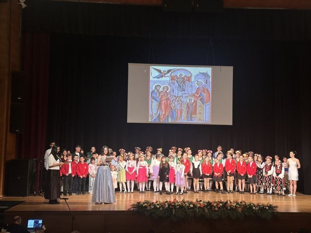 Благотворителен концерт събра 5000 лева за родилното отделение на сливенската болница „Д-р Иван Селимински“