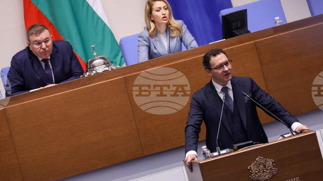 Няма основание да подавам оставка, каза министърът на вътрешните работи Даниел Митов 