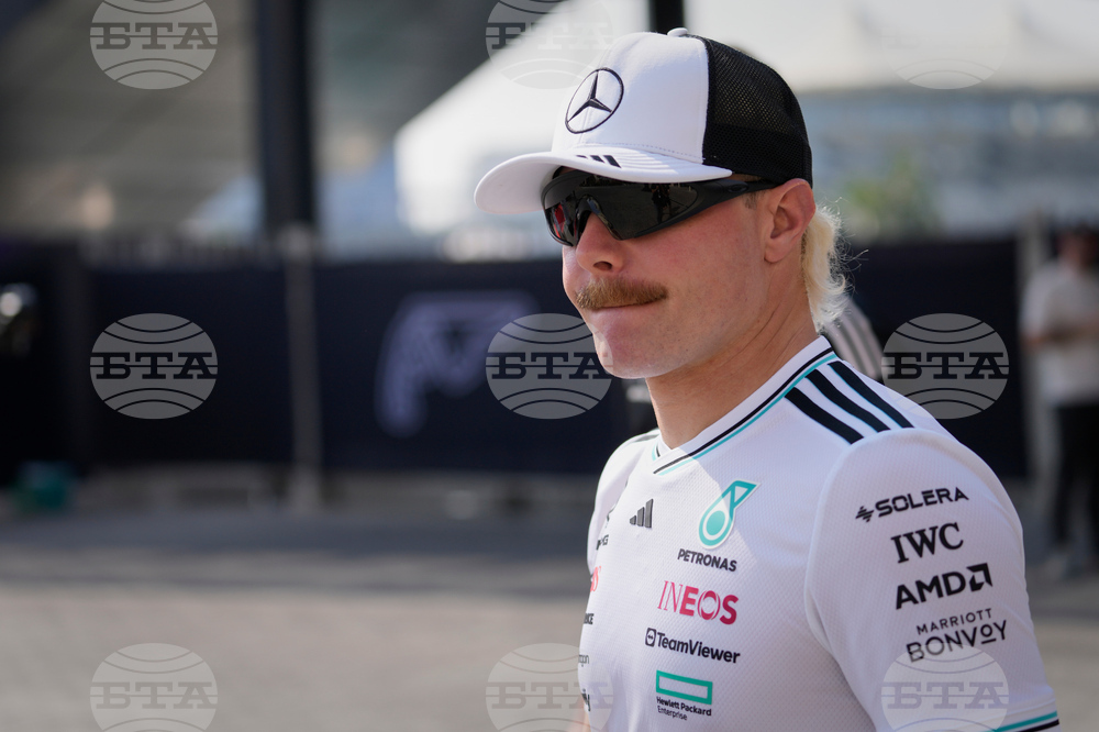 Abu Dhabi F1 GP Auto Racing