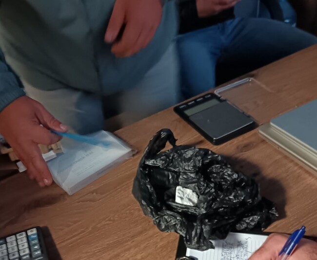 Полицията в Разград задържа двама криминално проявени мъже за пласиране на кокаин