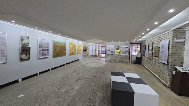 Изложба с реставрирани творби от фонда на Художествената галерия в Ловеч ще бъде открита тази вечер