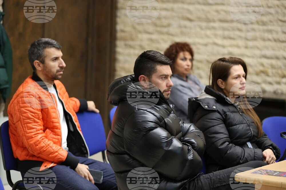 Благоевград - пресконференция - автоматични дефибрилатори - кампания