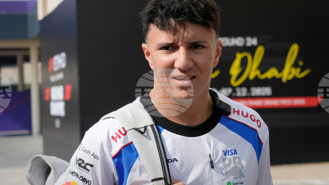 Исак Хаджар катастрофира по време на предсезонните тестове на Формула 1 в Барселона