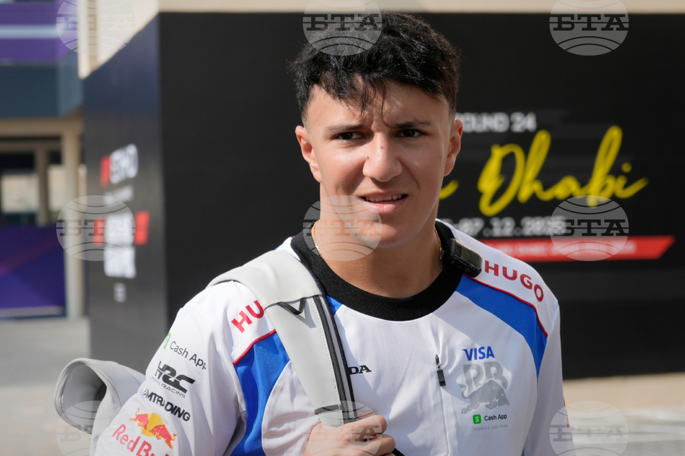 Исак Хаджар катастрофира по време на предсезонните тестове на Формула 1 в Барселона