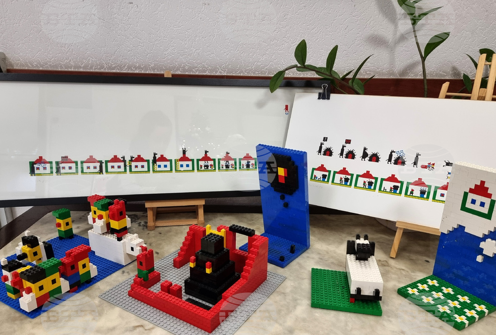 Варна - Регионална библиотека - изложба „Тихи книги“