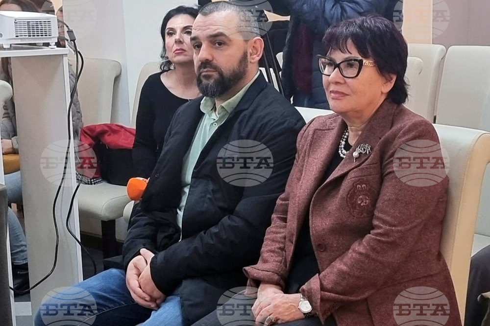 Варна - пожарникари - календар - благотворителност