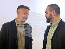 Варна - пожарникари - календар - благотворителност