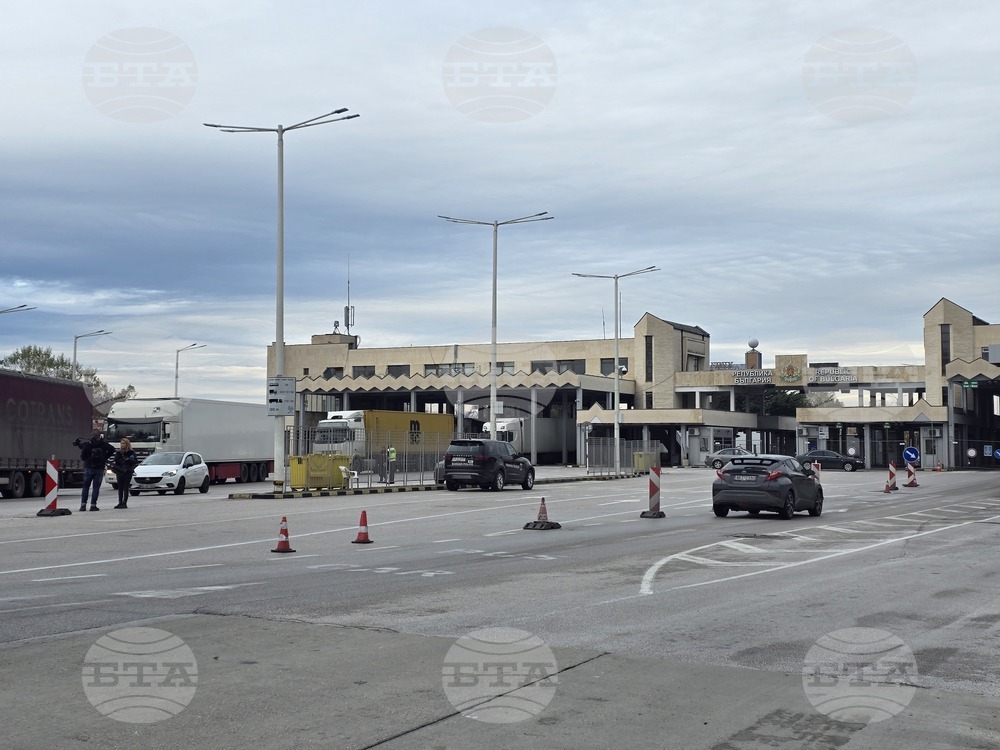 Възстановено е движението при км 441 на пътя София - Кулата през граничен преход "Кулата" за моторни преводни средства над 12 тона