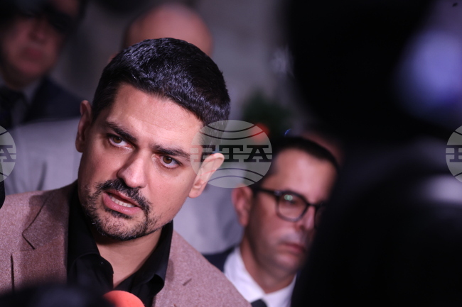 Ако е останал здрав разум, още преди гласуването на вота на недоверие към кабинета, БСП и ИТН трябва да декларират, че ще го напуснат, заявиха от МЕЧ