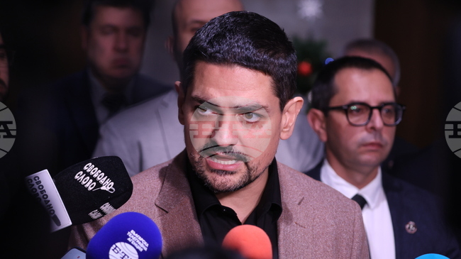 МЕЧ ще подкрепи вота на недоверие към кабинета "Желязков"