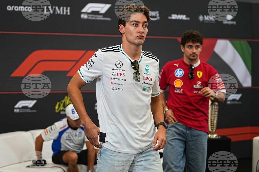 Abu Dhabi F1 GP Auto Racing