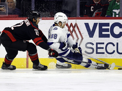 Ligntning Hurricanes Hockey