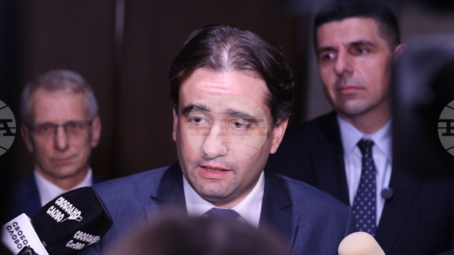 Вот на недоверие за икономическата политика на правителството ще бъде внесен утре в Народното събрание, съобщиха от ПП-ДБ 