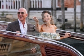 YE Entertainment 2025 Photo Gallery