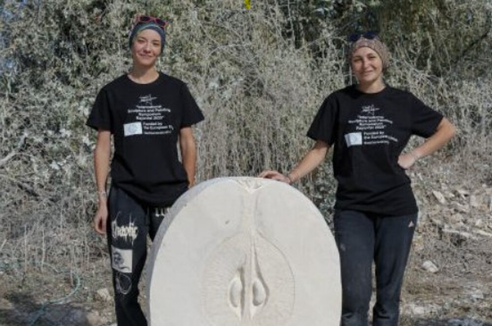 Българският културен институт в Прага ще бъде домакин на изложба с фотографии от Международния пленер по скулптура и живопис – Раювци 