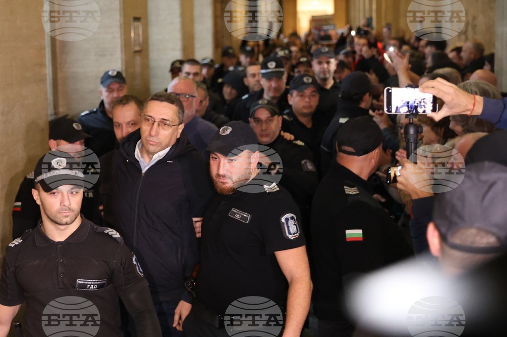 Задържаните по делото „Исторически парк" пристигнаха в съда 