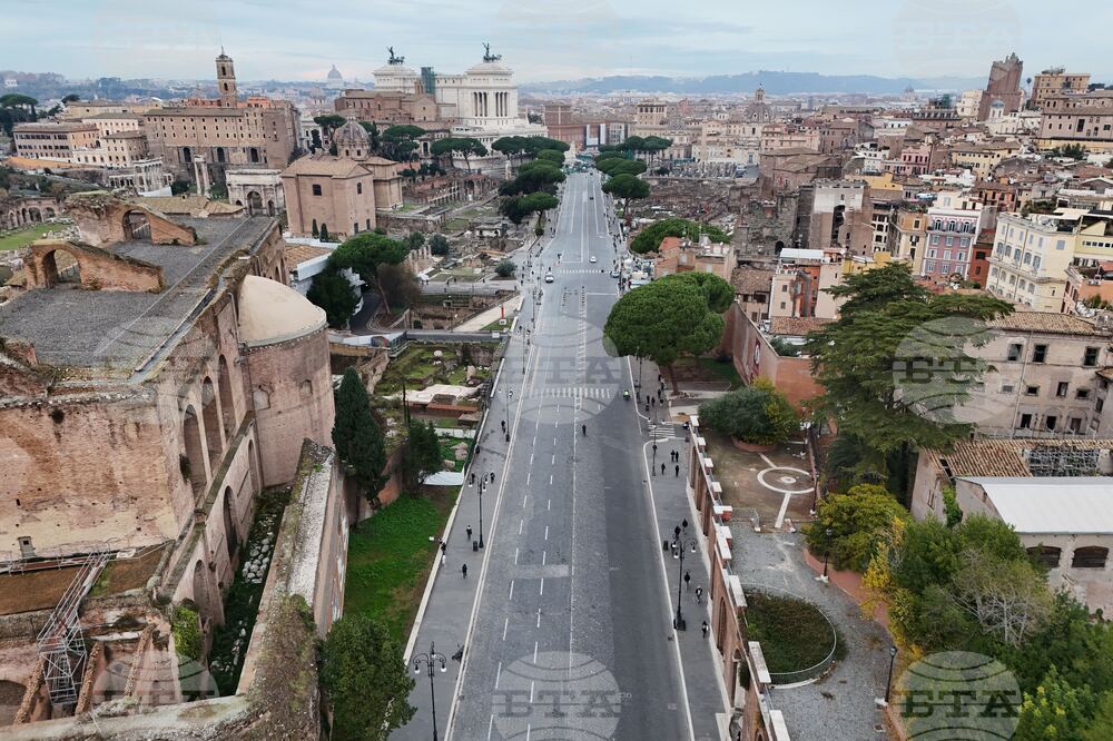 APTOPIX Italy Daily Life